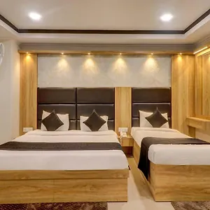 Dakha International - Karol Bagh, New Дели