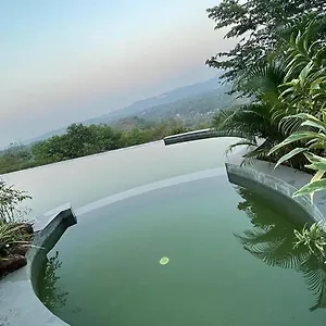 Antharyamin Hotel