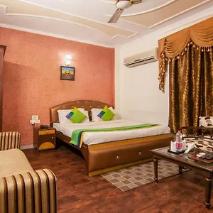 Hotel Treebo Paras International, Delhi (National Capital Territory of India)
